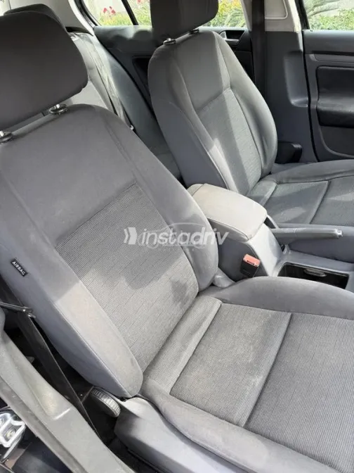 فولكس فاغن جولف 5 2007 أسود مستعملة للبيع - 8