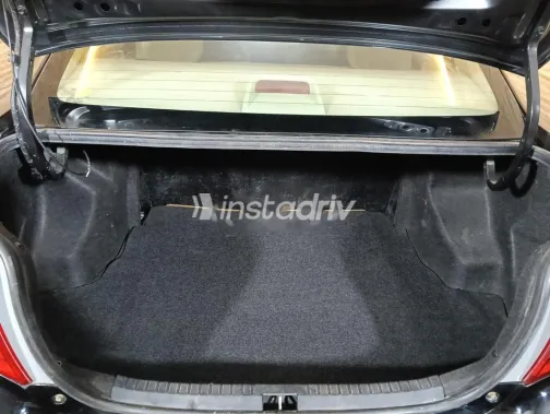 رينو لوجان 2021 أزرق مستعملة للبيع - 3