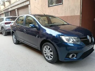 رينو لوجان 2021 أزرق مستعملة للبيع