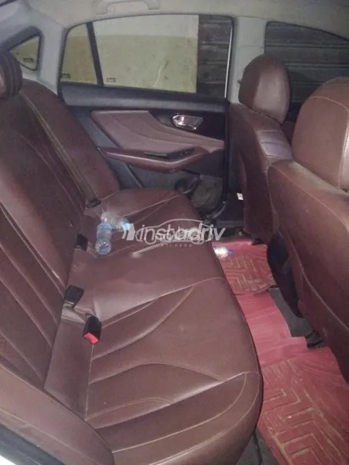 ساوايست A5 2023 أبيض مستعملة للبيع - 6