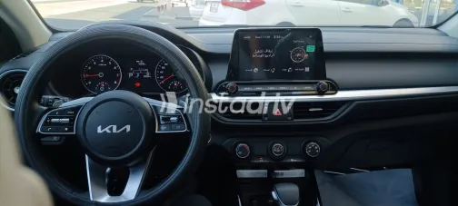 كيا جراند سيراتو 2022 أبيض مستعملة للبيع - 4