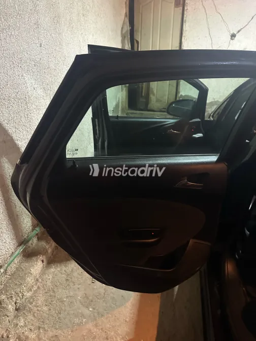 اوبل أسترا 2016 أبيض مستعملة للبيع - 5