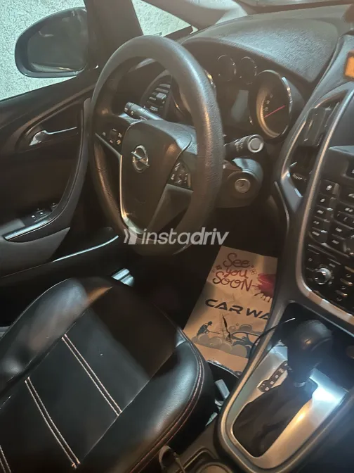 اوبل أسترا 2016 أبيض مستعملة للبيع - 8