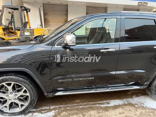 جيب جراند شيروكي 2022 أبيض مستعملة للبيع - 6