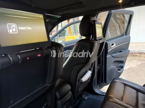 جيب جراند شيروكي 2022 أبيض مستعملة للبيع - 9