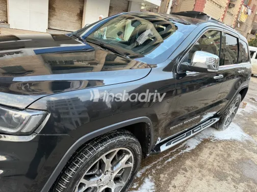 جيب جراند شيروكي 2022 أبيض مستعملة للبيع - 10