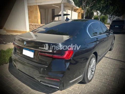 بي ام دبليو 740 2017 أسود مستعملة للبيع - 1