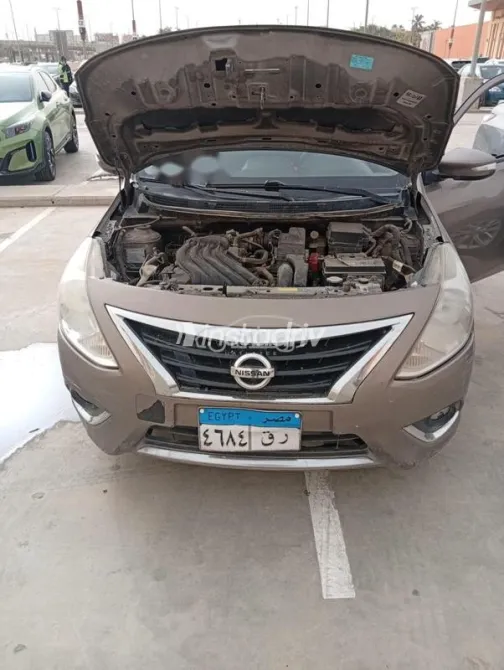نيسان صنى 2021 أبيض مستعملة للبيع - 2