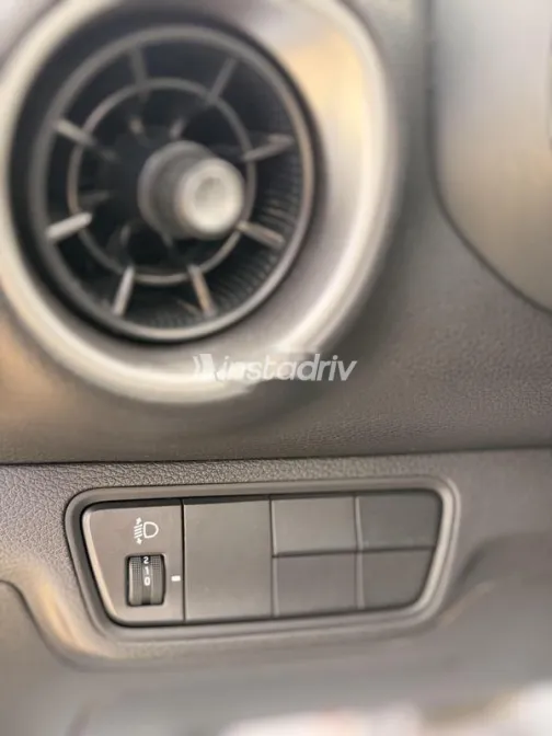 كيا سيراتو 2021 أزرق غامق مستعملة للبيع - 9