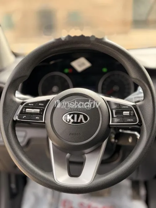 كيا سيراتو 2021 أزرق غامق مستعملة للبيع - 10