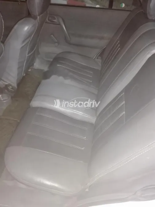 سكودا فيليشيا 1996 أبيض مستعملة للبيع - 1