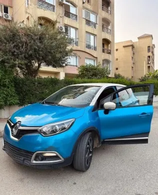 رينو كابتشر 2017 أزرق غامق مستعملة للبيع
