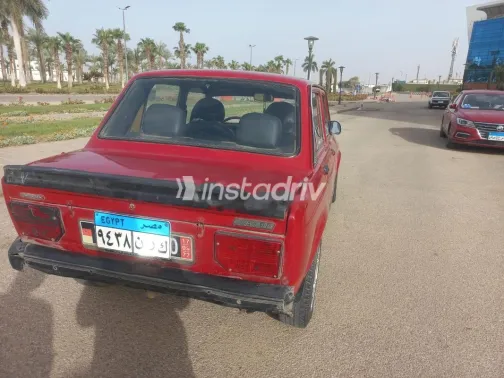 فيات 128 1990 أحمر مستعملة للبيع - 6