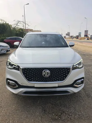 ام جى اتش اس 2022 أبيض مستعملة للبيع