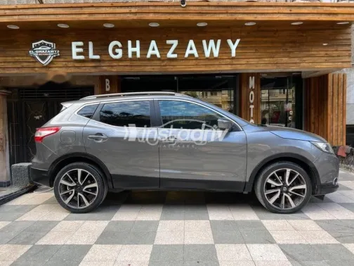 Nissan Qashqai 2025 Burgundy Used for Sale - 5