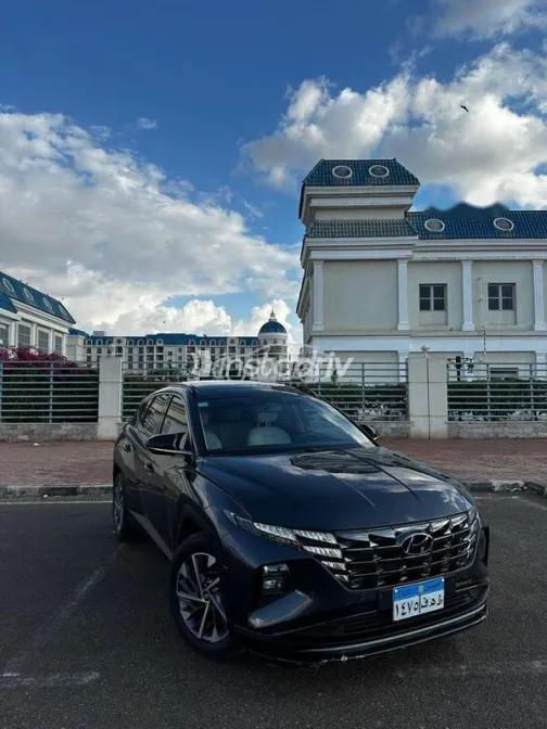 هيونداي توسان 2024 بترولي مستعملة للبيع - 4