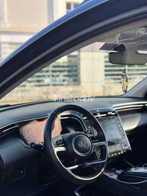 هيونداي توسان 2024 بترولي مستعملة للبيع - 10