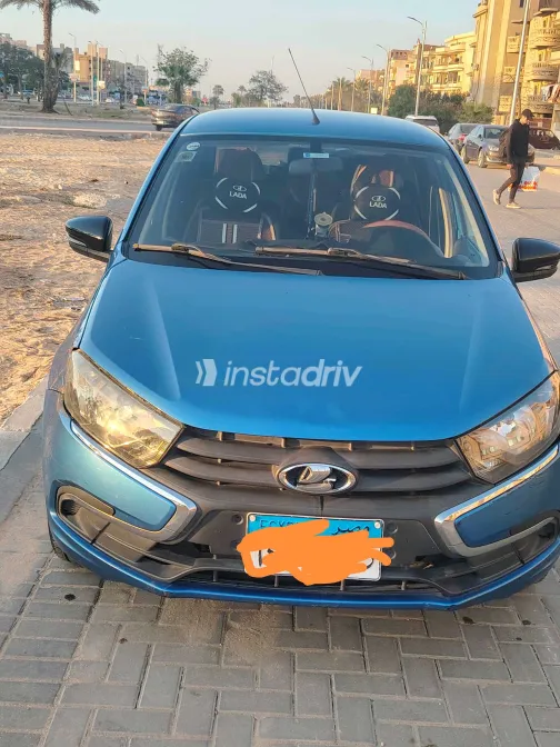 لادا جرانتا 2021 أبيض مستعملة للبيع - 2