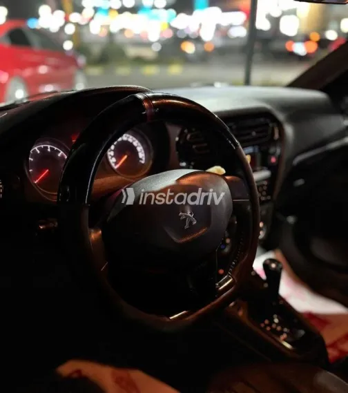 بيجو 301 2015 موكا مستعملة للبيع - 4