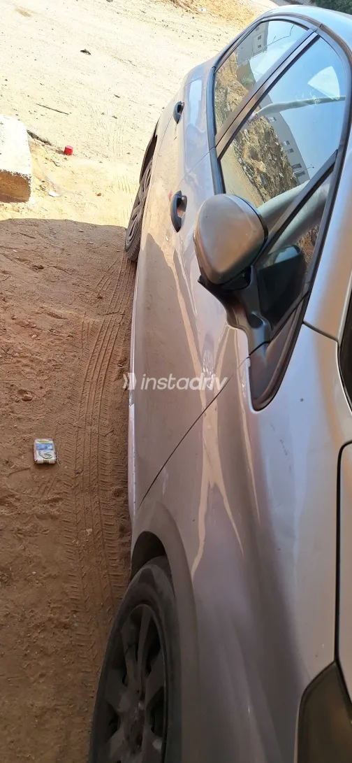 Peugeot 208 2016 White Used for Sale - 3