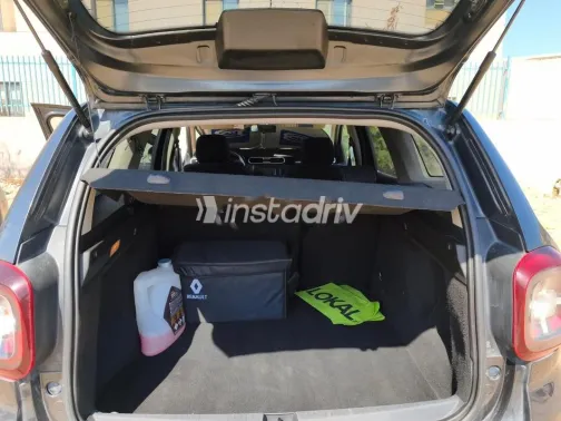 رينو داستر 2019 أبيض مستعملة للبيع - 3