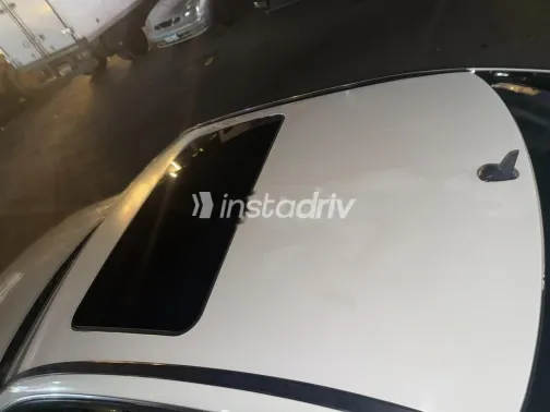 مرسيدس C 200 2008 أبيض مستعملة للبيع - 2