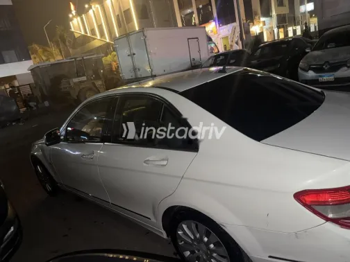 مرسيدس C 200 2008 أبيض مستعملة للبيع - 3