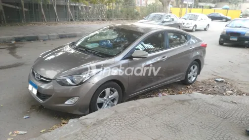 هيونداي إلنترا ام دى 2012 أبيض مستعملة للبيع - 3