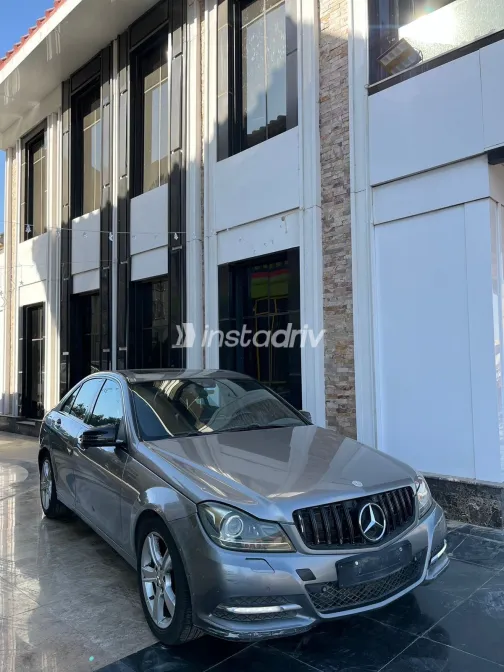 Mercedes C 200 2013 White Used for Sale - 6