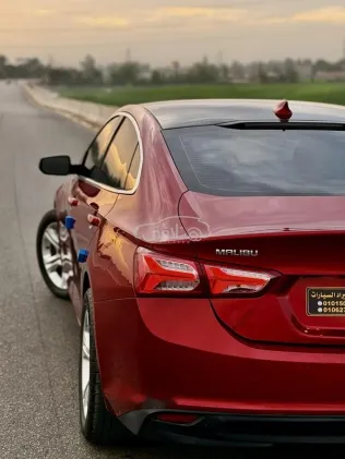 شيفروليه ماليبو 2022 أحمر مستعملة للبيع