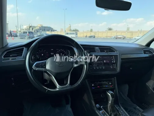 فولكس فاغن تيجون 2022 رمادي مستعملة للبيع - 5