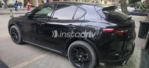 الفاروميو ستلفيو 2021 أبيض مستعملة للبيع - 5