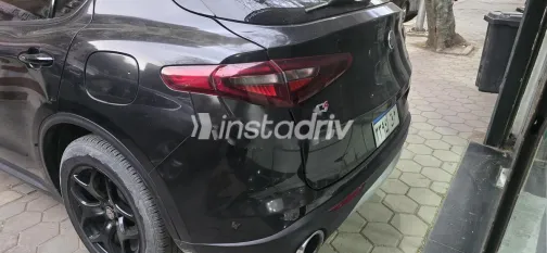 الفاروميو ستلفيو 2021 أبيض مستعملة للبيع - 6