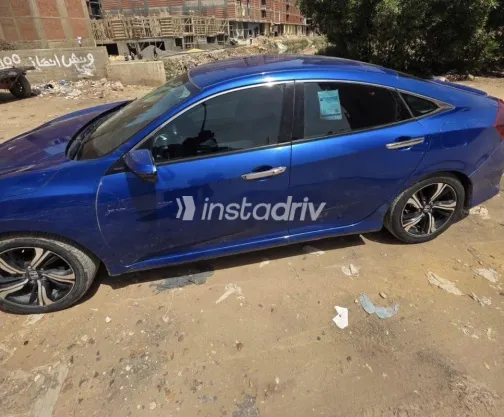 Honda Civic 2019 White Used for Sale - 2