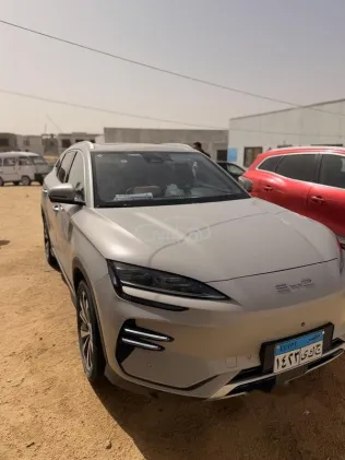 بى واى دى‬ سونج بلاس 2023 رمادي مستعملة للبيع