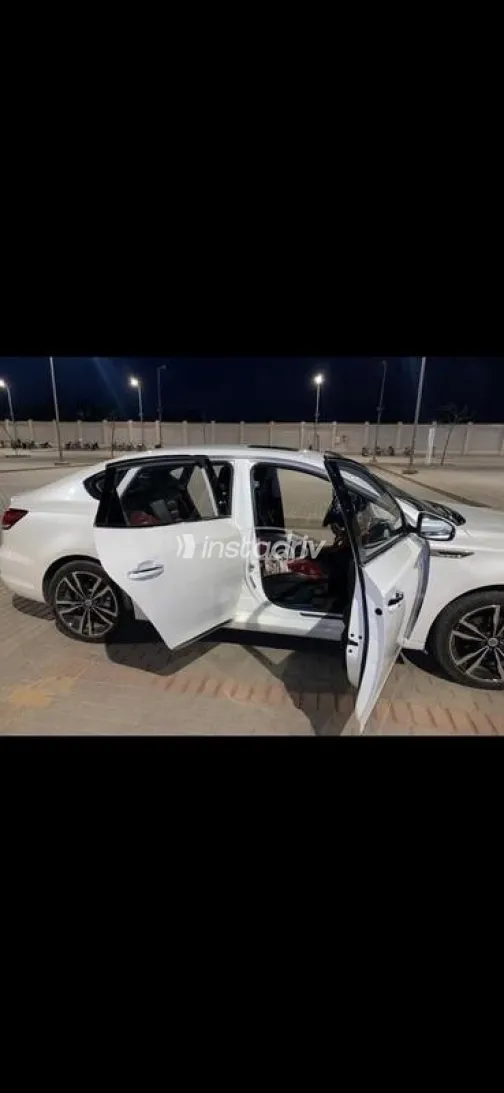 ام جى 6 2022 أبيض مستعملة للبيع - 10