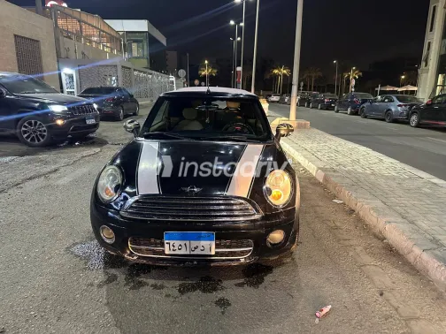 مينى كوبر 2009 أبيض مستعملة للبيع - 2