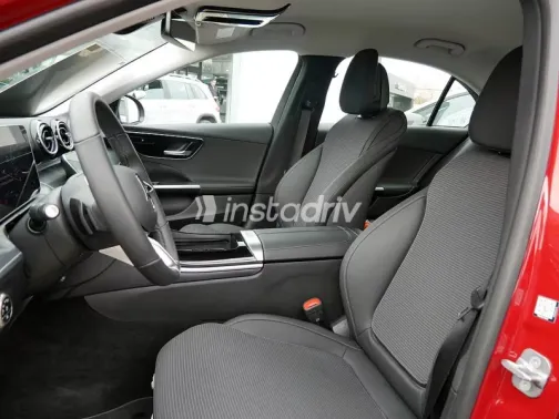 مرسيدس C 180 2024 أبيض مستعملة للبيع - 1