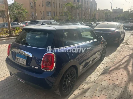 مينى كوبر 2015 أبيض مستعملة للبيع - 1