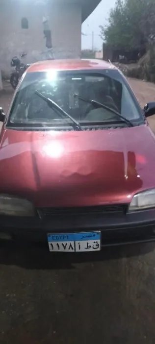 سوزوكى سويفت 1993 أحمر غامق مستعملة للبيع