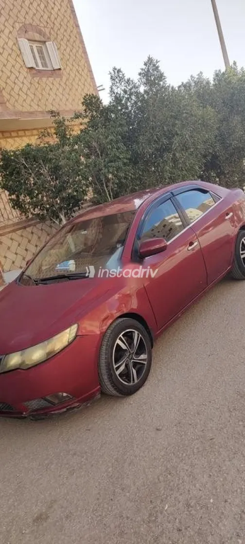 كيا سيراتو 2011 أحمر غامق مستعملة للبيع - 5