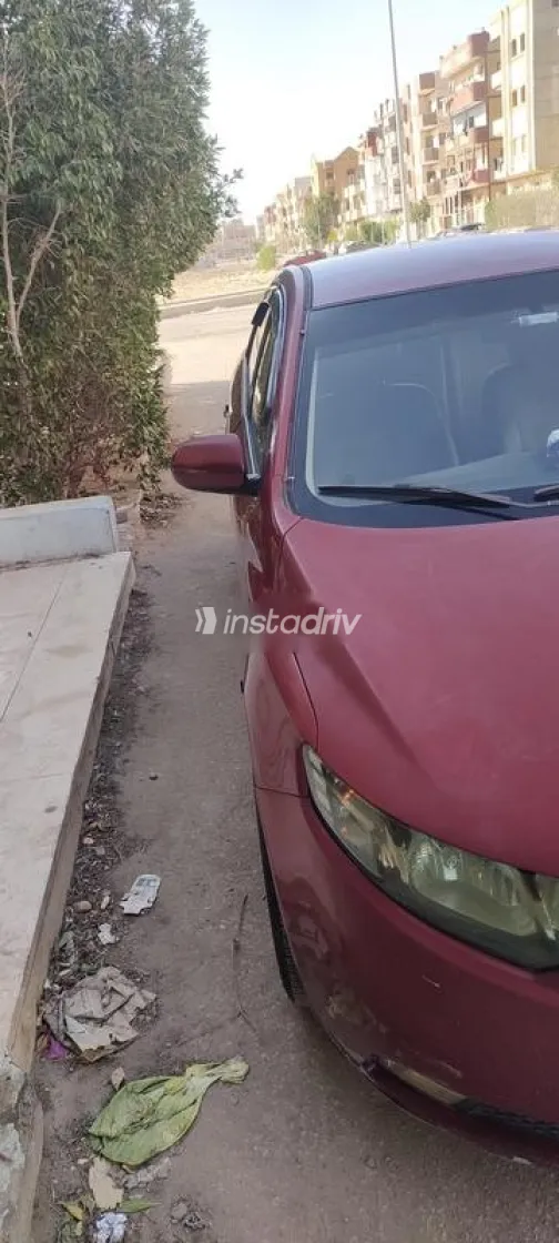 كيا سيراتو 2011 أحمر غامق مستعملة للبيع - 7