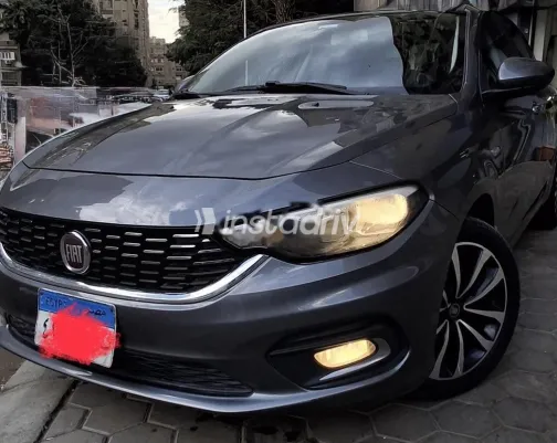 فيات تيبو 2019 أبيض مستعملة للبيع - 1