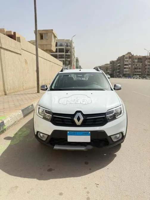 رينو سانديرو  ( ستيب  واى ) 2023 أبيض مستعملة للبيع - 4