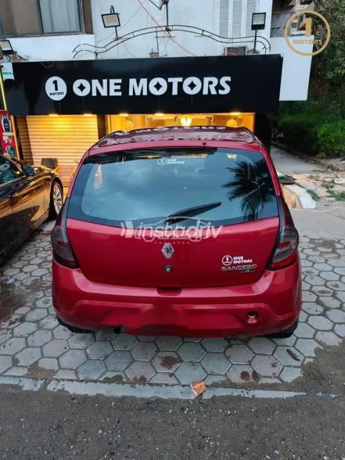 رينو سانديرو 2012 أحمر غامق مستعملة للبيع - 5