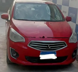 ميتسوبيشي اتراج 2014 أحمر مستعملة للبيع