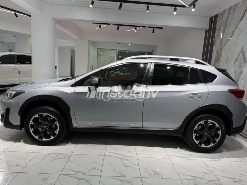 سوبارو XV 2022 فضي مستعملة للبيع - 3