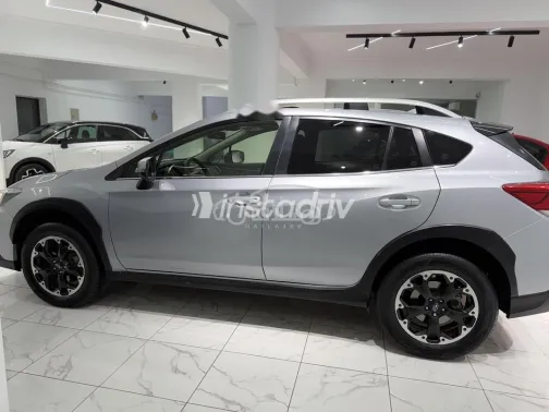 سوبارو XV 2022 فضي مستعملة للبيع - 6