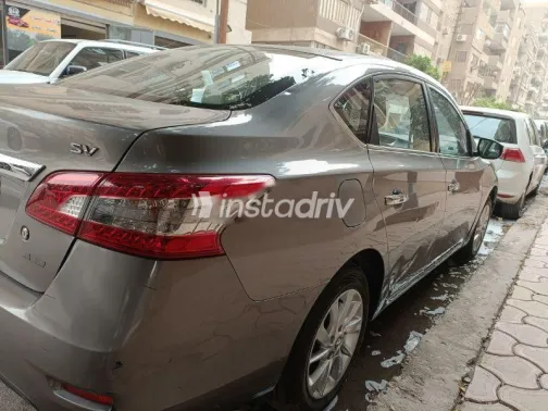 نيسان سنترا 2020 رمادي مستعملة للبيع - 3