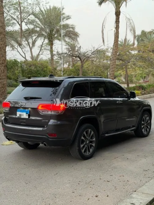 جيب جراند شيروكي 2017 أبيض مستعملة للبيع - 3